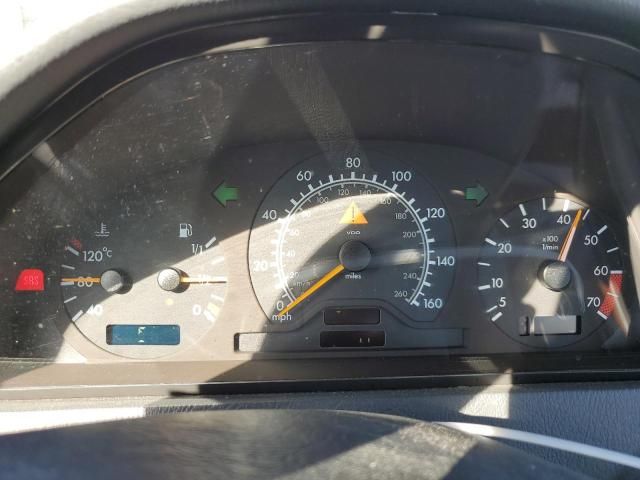 2000 Mercedes-Benz C 280