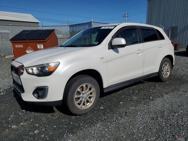 2015 Mitsubishi RVR SE