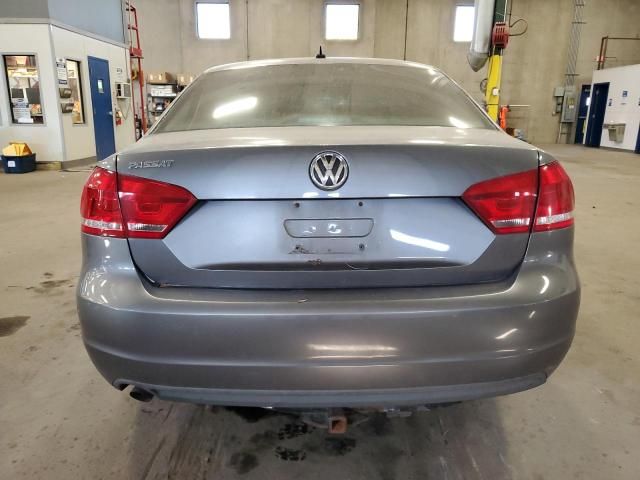 2013 Volkswagen Passat S