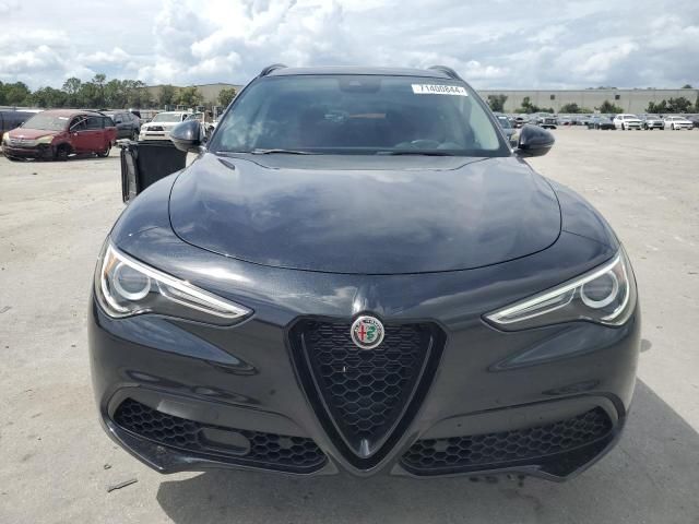 2021 Alfa Romeo Stelvio TI