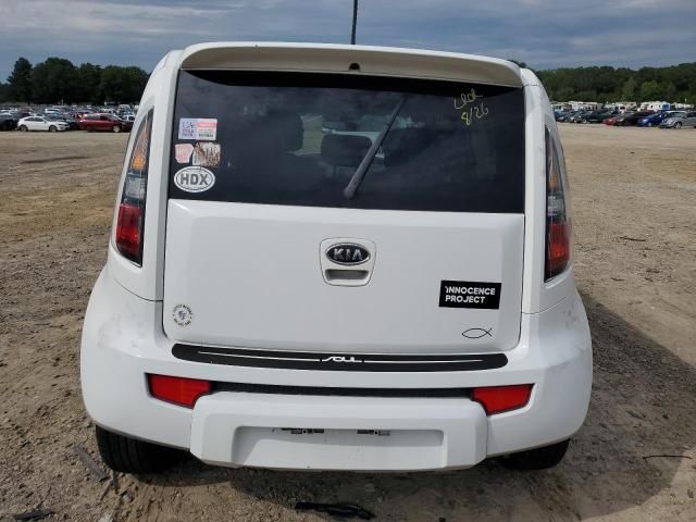 2011 KIA Soul +