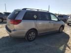 2004 Toyota Sienna CE