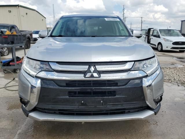 2018 Mitsubishi Outlander SE