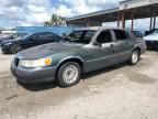 2001 Lincoln Town Car Executive