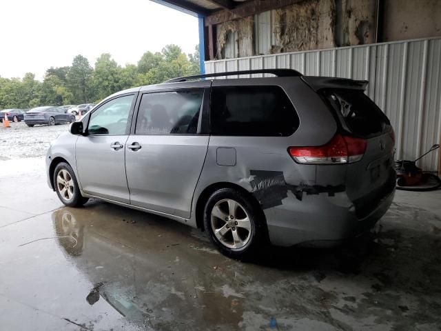 2011 Toyota Sienna LE