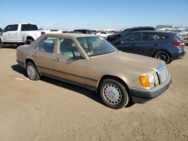 1987 Mercedes-Benz 300 E