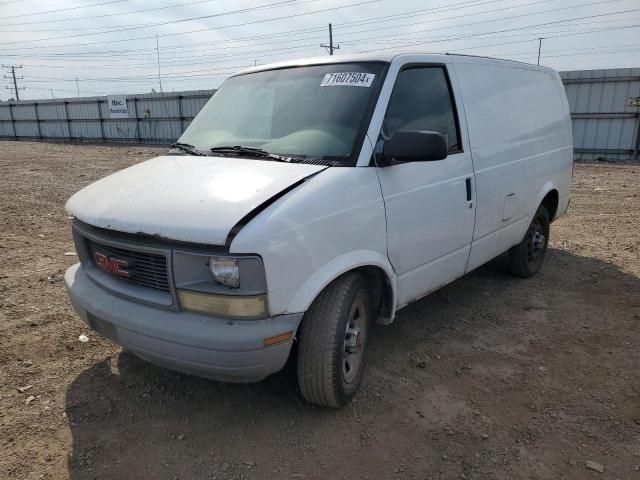 2005 GMC Safari XT