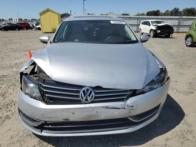 2012 Volkswagen Passat SE