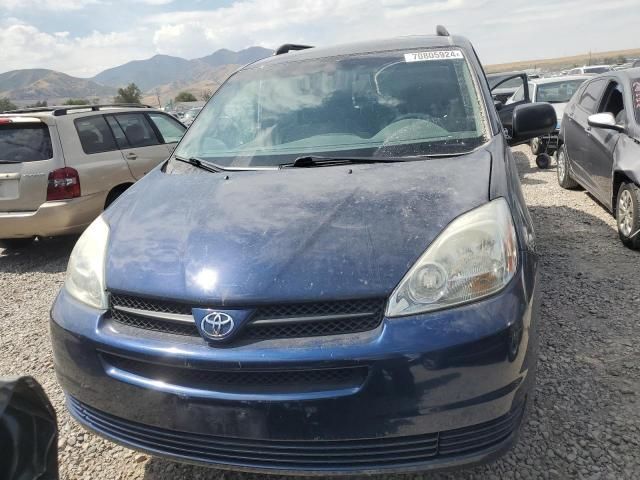 2005 Toyota Sienna CE