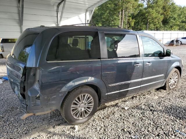 2014 Chrysler Town & Country Touring L