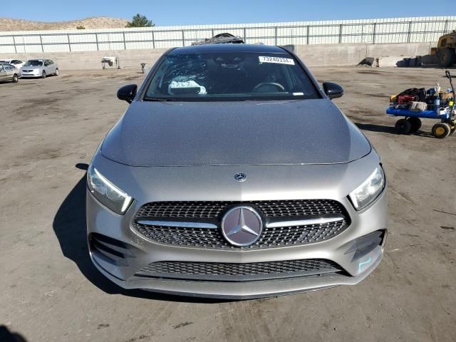 2019 Mercedes-Benz A 220