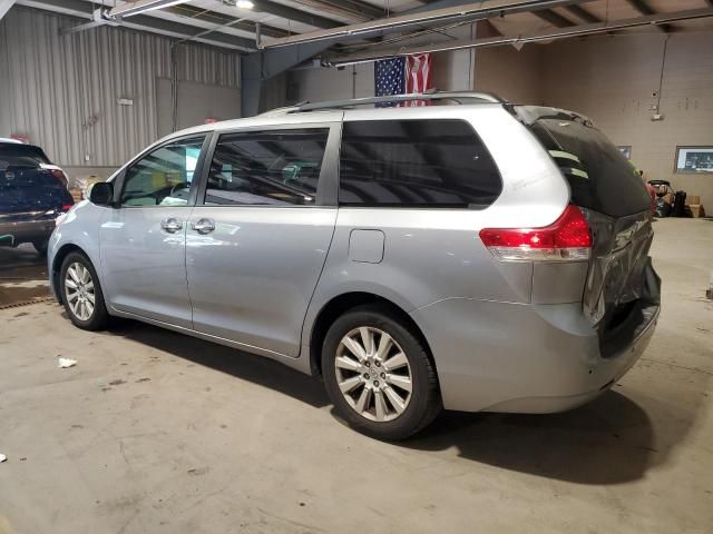 2013 Toyota Sienna XLE