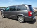 2014 Chrysler Town & Country Touring L