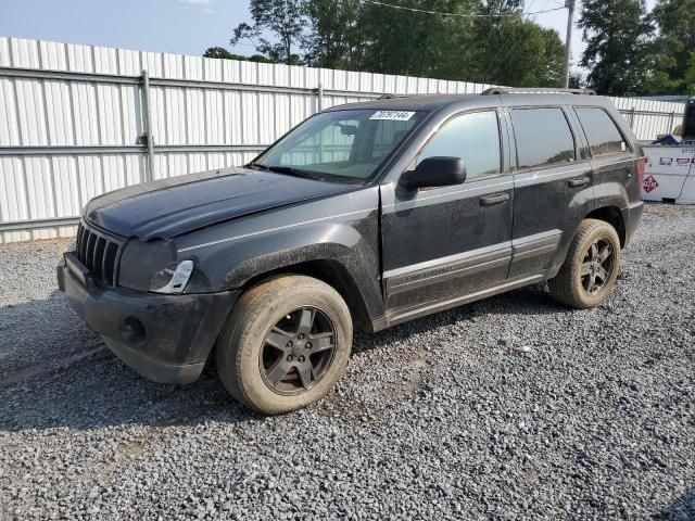 2005 Jeep Grand Cherokee Laredo