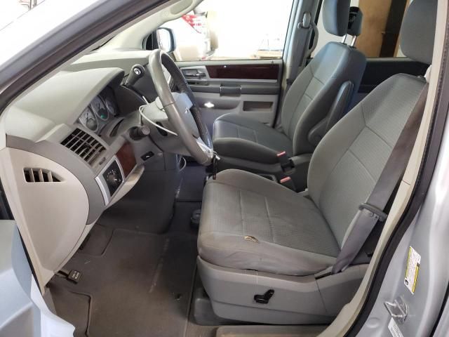 2010 Chrysler Town & Country Touring