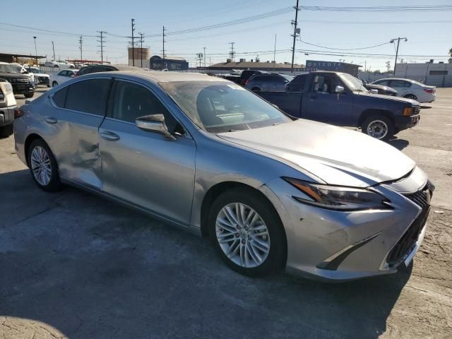 2022 Lexus ES 300H Base