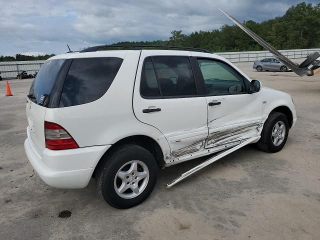 2000 Mercedes-Benz ML 320