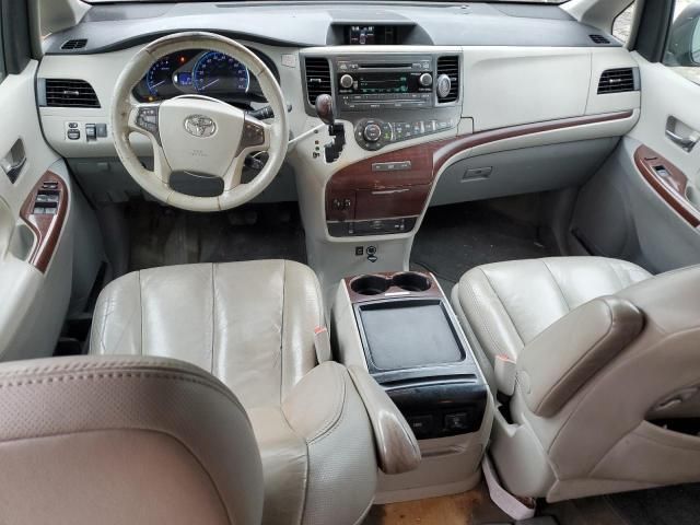 2011 Toyota Sienna XLE