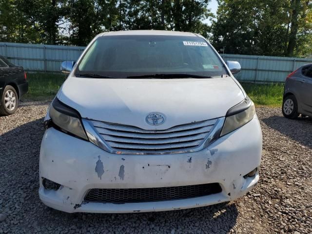 2012 Toyota Sienna LE