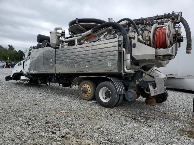 2015 Western Star Conventional 4700SB