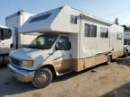 2003 Ford Econoline E450 Super Duty Cutaway Van