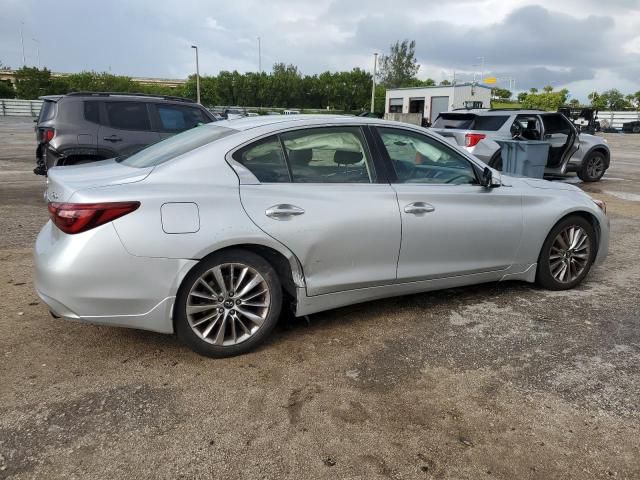 2018 Infiniti Q50 Luxe