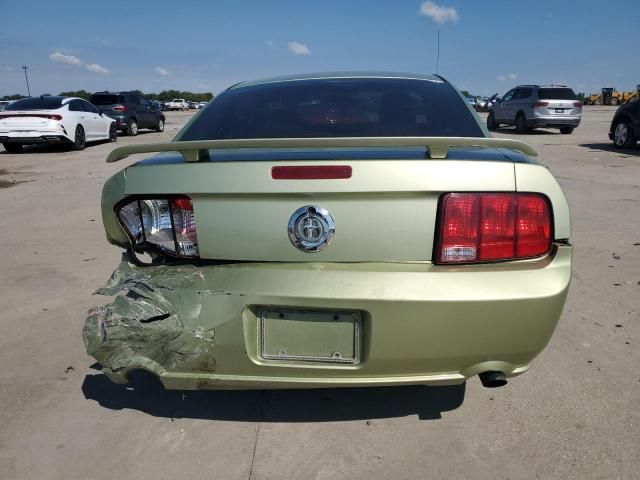 2005 Ford Mustang