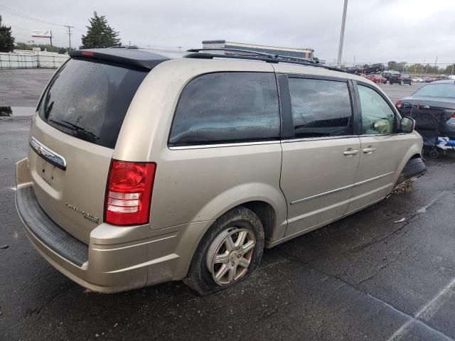 2009 Chrysler Town & Country Touring