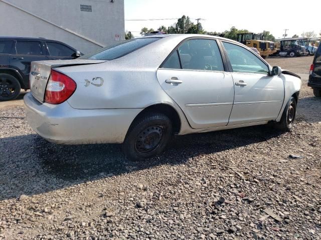 2004 Toyota Camry LE