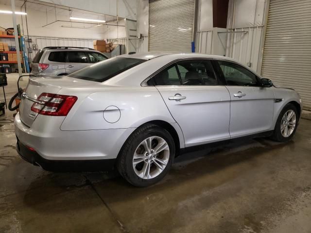 2016 Ford Taurus SEL