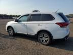 2016 Mitsubishi Outlander SE