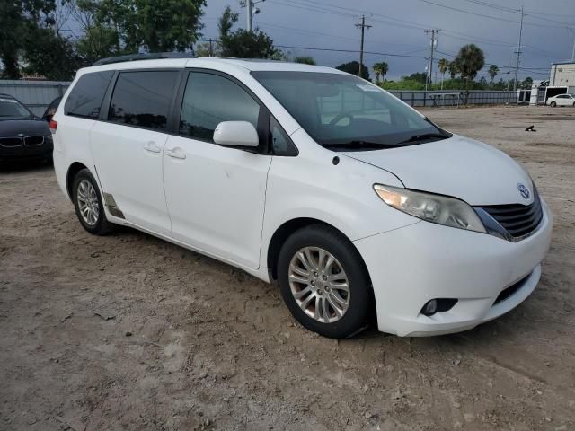 2011 Toyota Sienna XLE