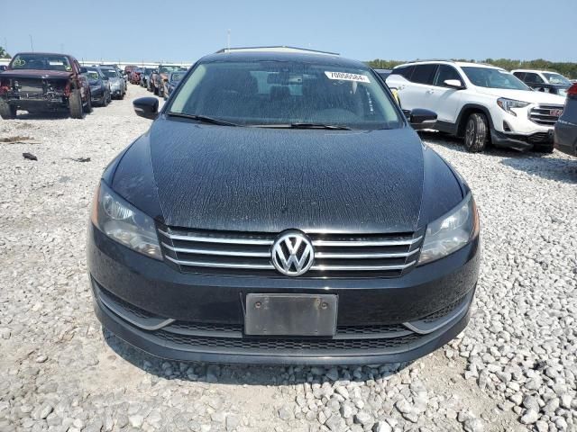 2014 Volkswagen Passat SE