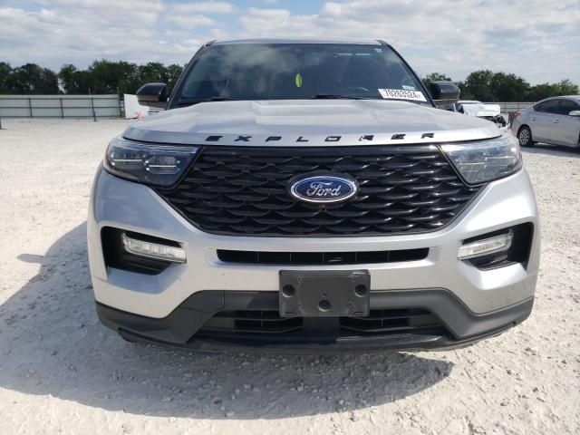 2022 Ford Explorer ST-Line