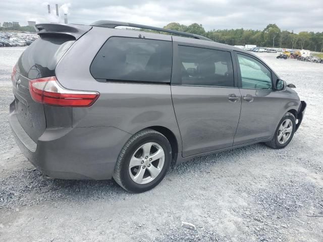 2015 Toyota Sienna LE