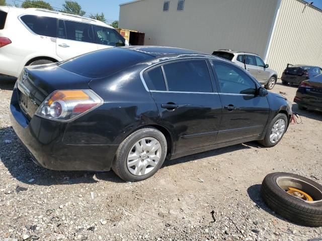 2010 Nissan Altima Base