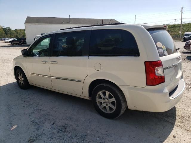 2011 Chrysler Town & Country Touring L