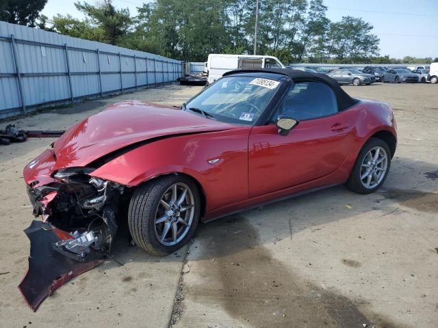 2016 Mazda MX-5 Miata Sport