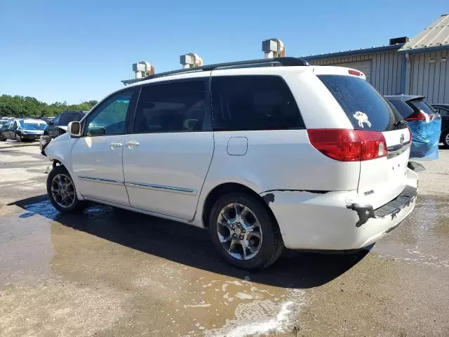 2006 Toyota Sienna XLE