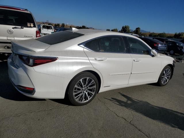 2019 Lexus ES 300H