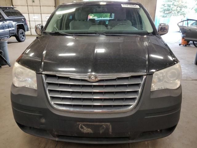 2010 Chrysler Town & Country Limited