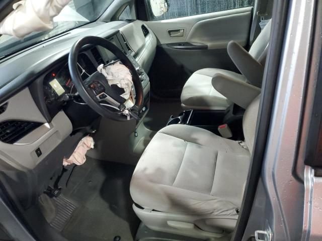 2016 Toyota Sienna