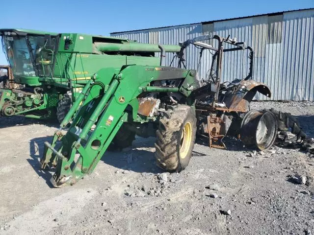 2016 John Deere 6130M