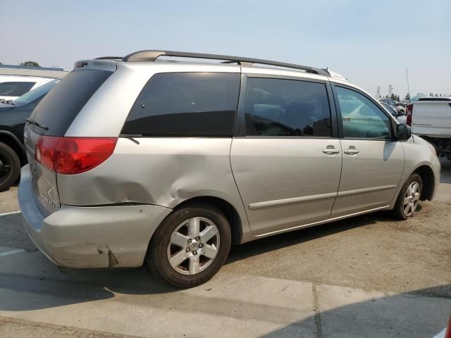 2006 Toyota Sienna CE