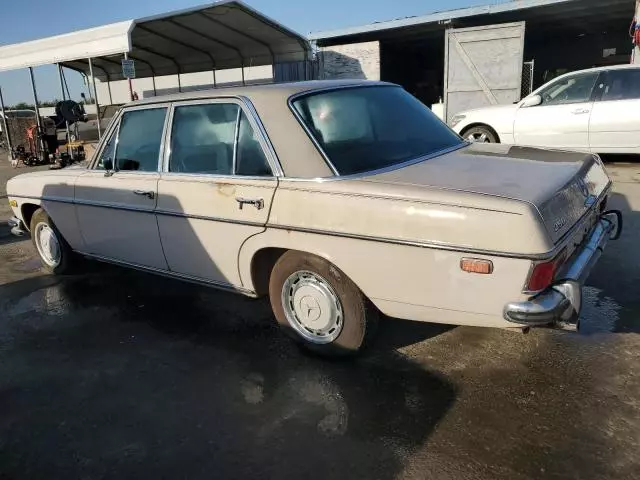 1969 Mercedes-Benz 250