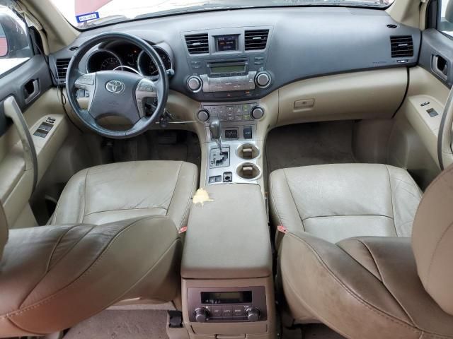 2010 Toyota Highlander SE