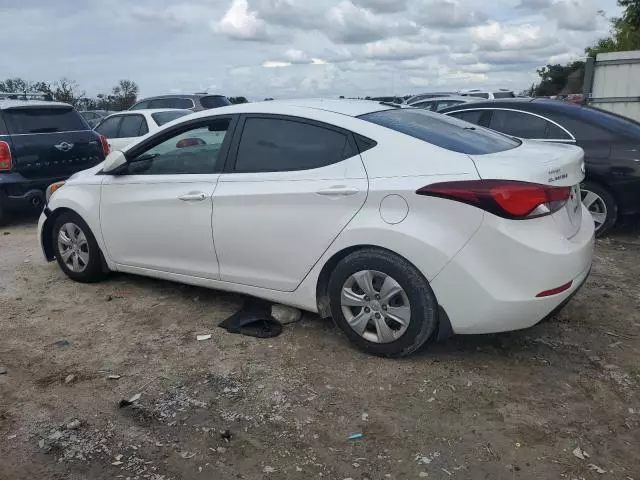 2016 Hyundai Elantra SE