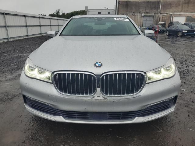 2016 BMW 750 XI