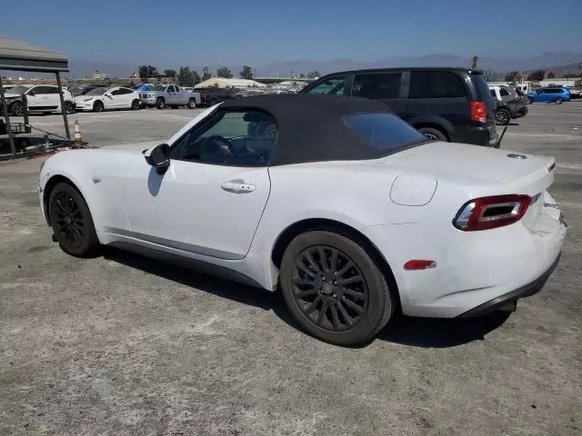 2018 Fiat 124 Spider Classica