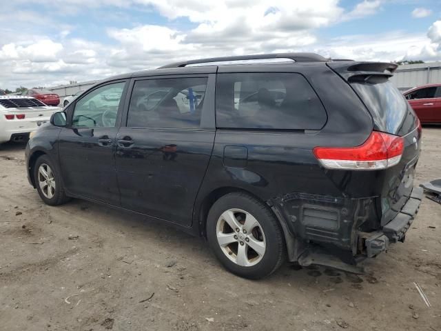 2011 Toyota Sienna LE